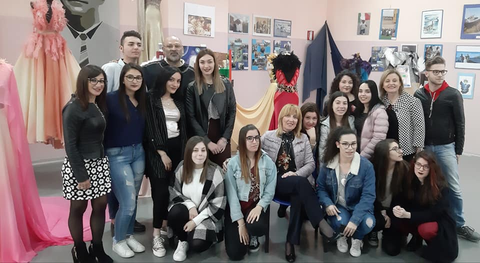 majorana-gela_as-2018-2019_poa-alternanza-liceo-artistico-moda_giornata-conclusiva_02-gruppo